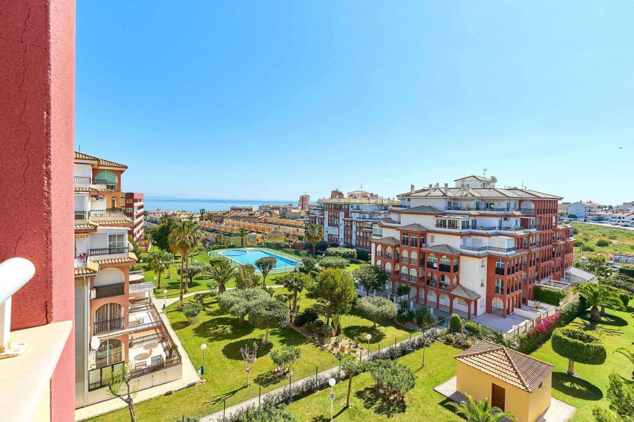 2 Bedrooms Best View Apartment Torrevieja Exterior foto